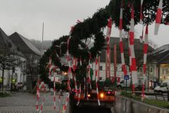 Maibaum_aufstellen01